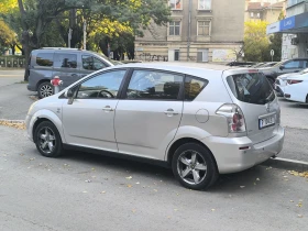 Toyota Corolla verso, снимка 2