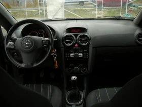 Opel Corsa 1.2i юбилейна, снимка 9