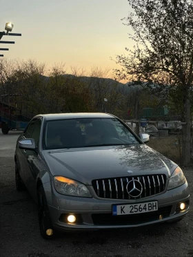     Mercedes-Benz C 220