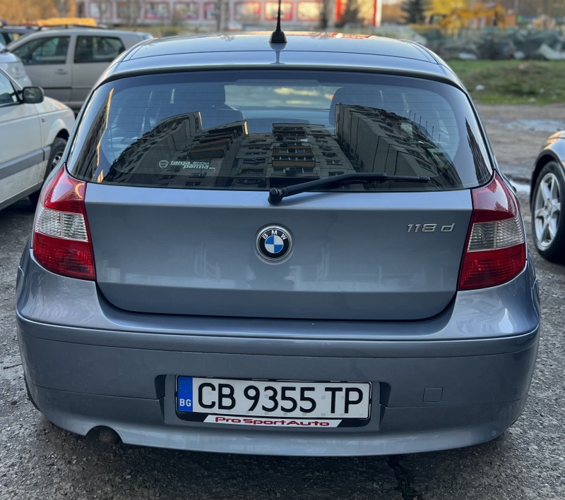 BMW 118, снимка 2 - Автомобили и джипове - 45465225