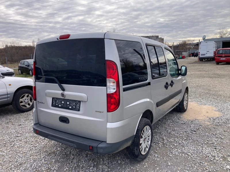 Fiat Doblo 1.9 Multijet, снимка 4 - Автомобили и джипове - 48110047