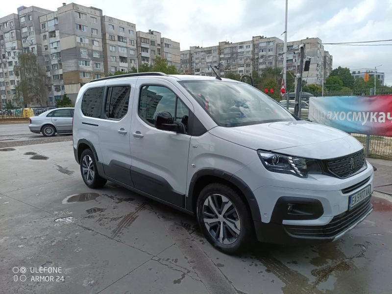 Peugeot Rifter 6+ 1 GT, снимка 3 - Автомобили и джипове - 51540414