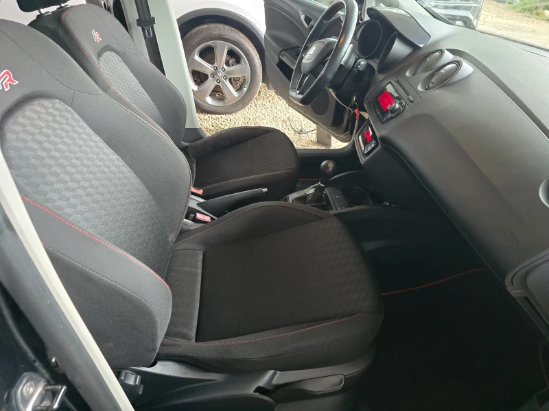 Seat Ibiza 1.4 т FR   изпълнение, снимка 13 - Автомобили и джипове - 51982987