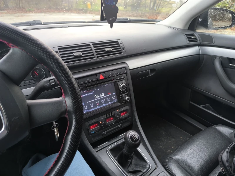 Audi A4 1.8 турбо.с газ, снимка 5 - Автомобили и джипове - 52589772