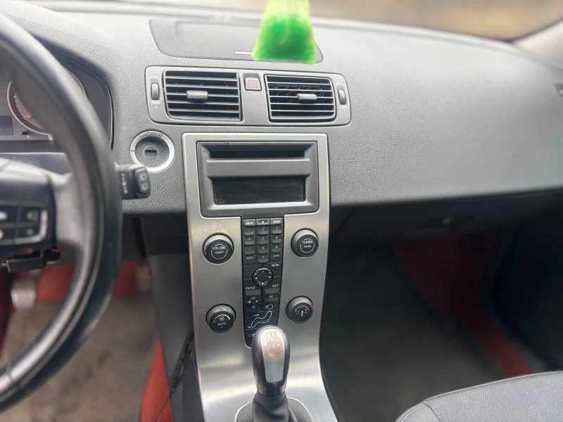 Volvo C30 1.6, снимка 11 - Автомобили и джипове - 53466301