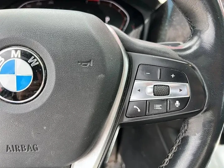 BMW 330 Automatic, снимка 11 - Автомобили и джипове - 56009528