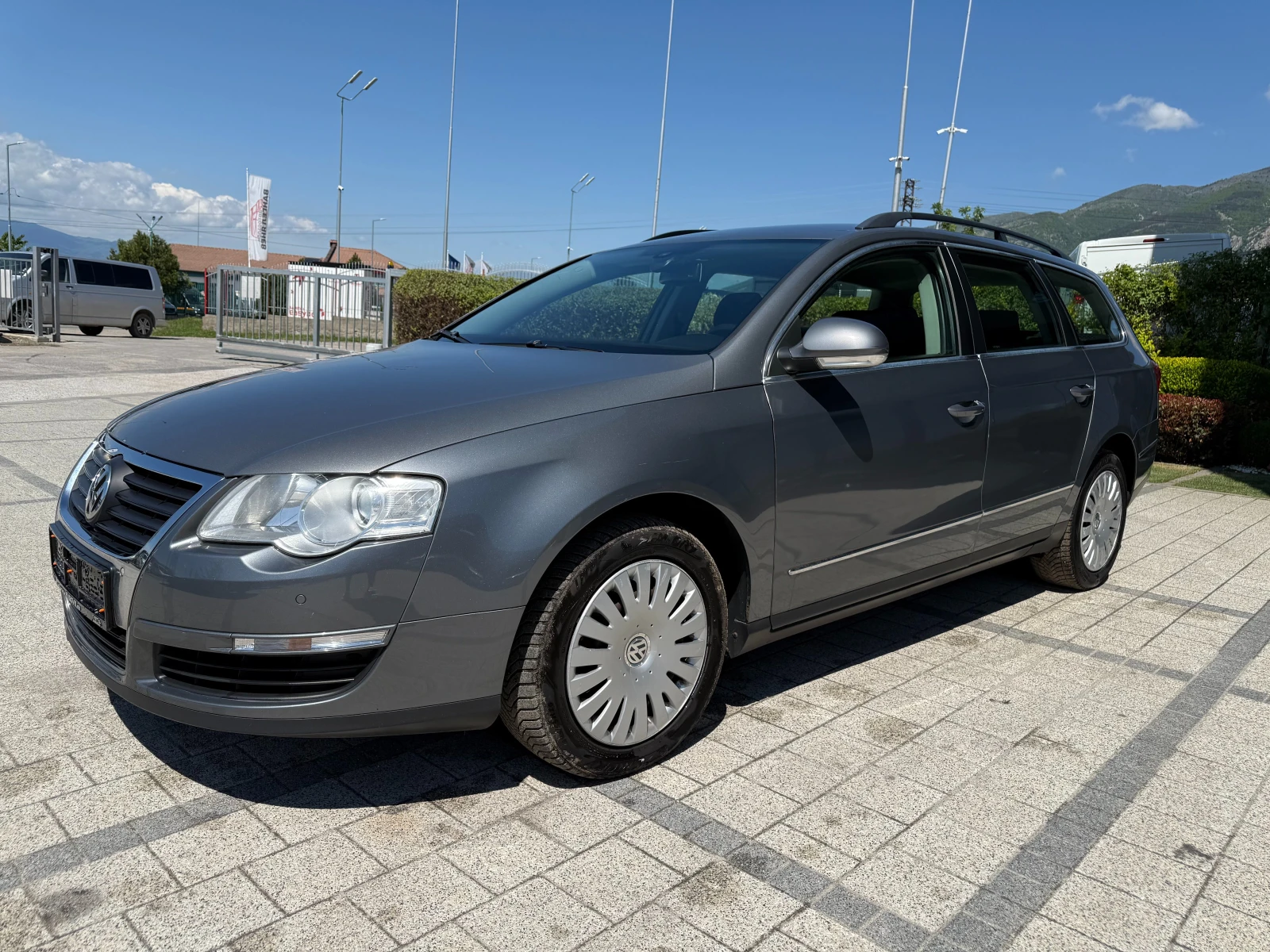VW Passat 1.9TDI 105к.с. Климатроник - изображение 3