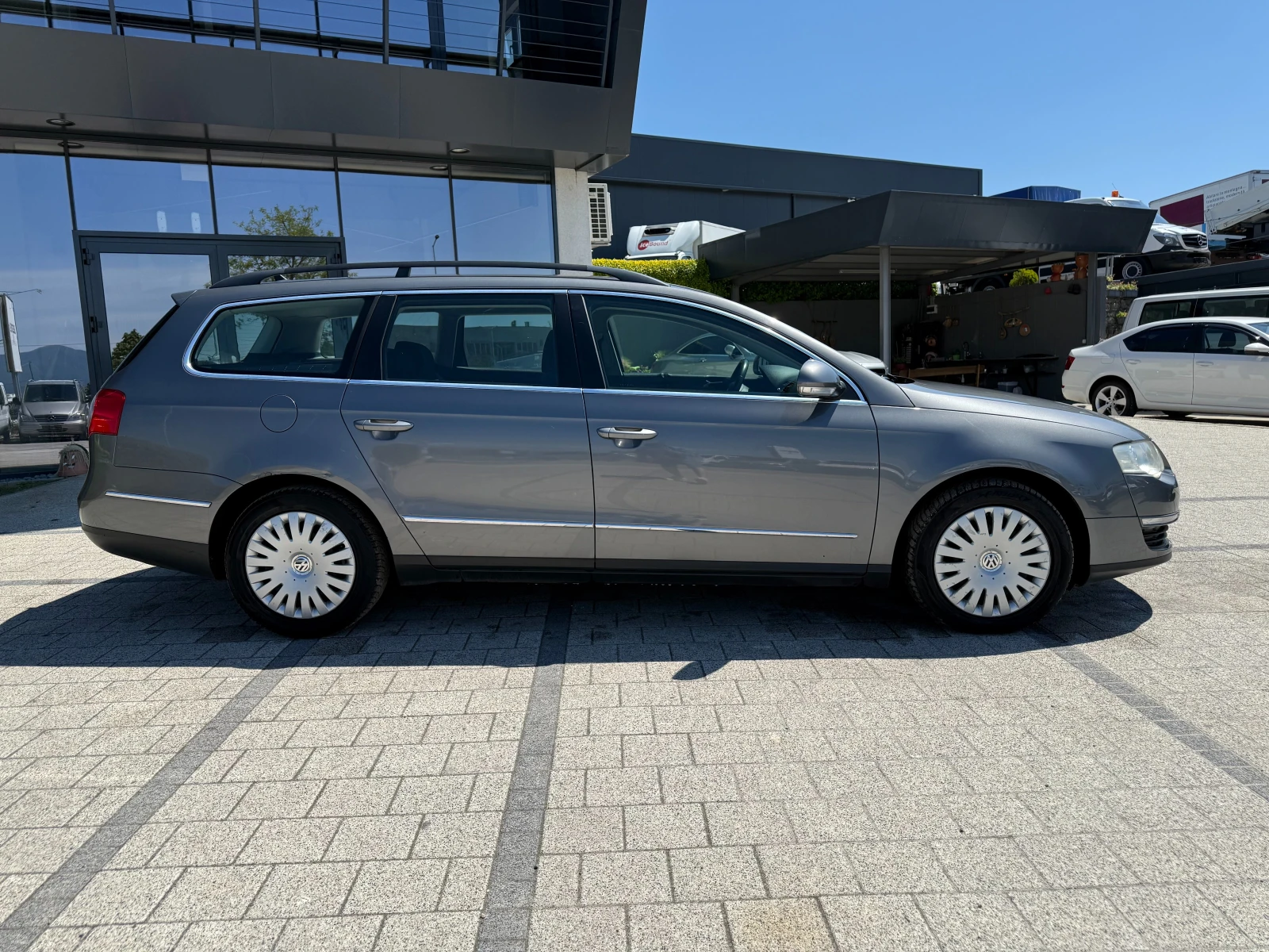 VW Passat 1.9TDI 105к.с. Климатроник - изображение 6