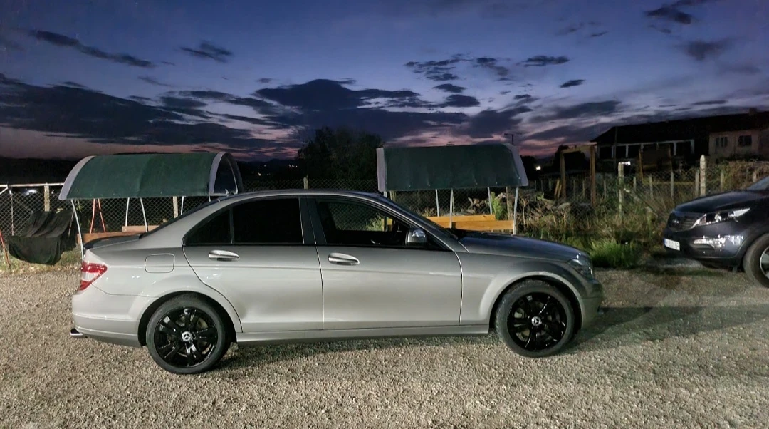 Mercedes-Benz C 220  - изображение 8