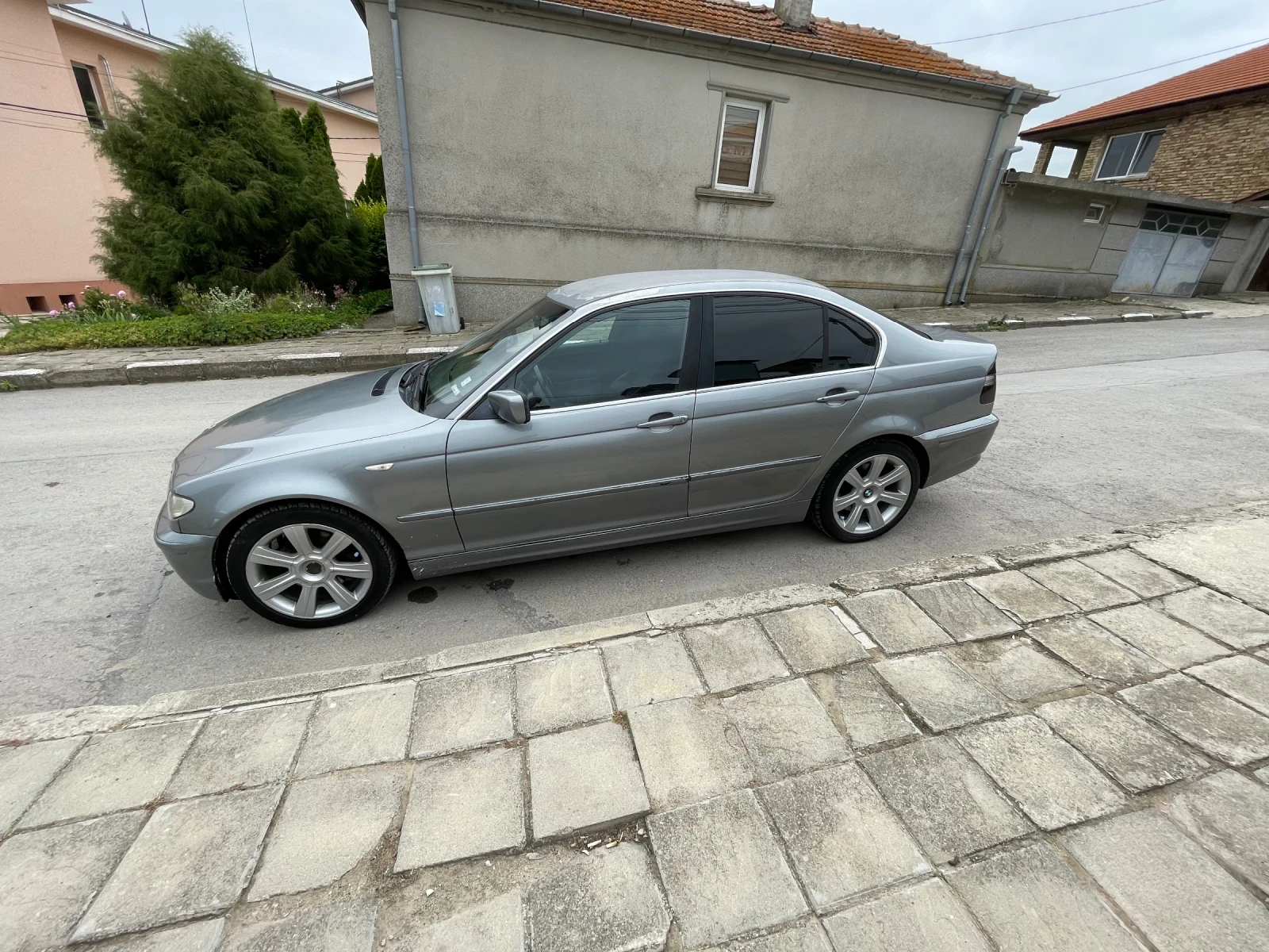 BMW 320 320d - изображение 7