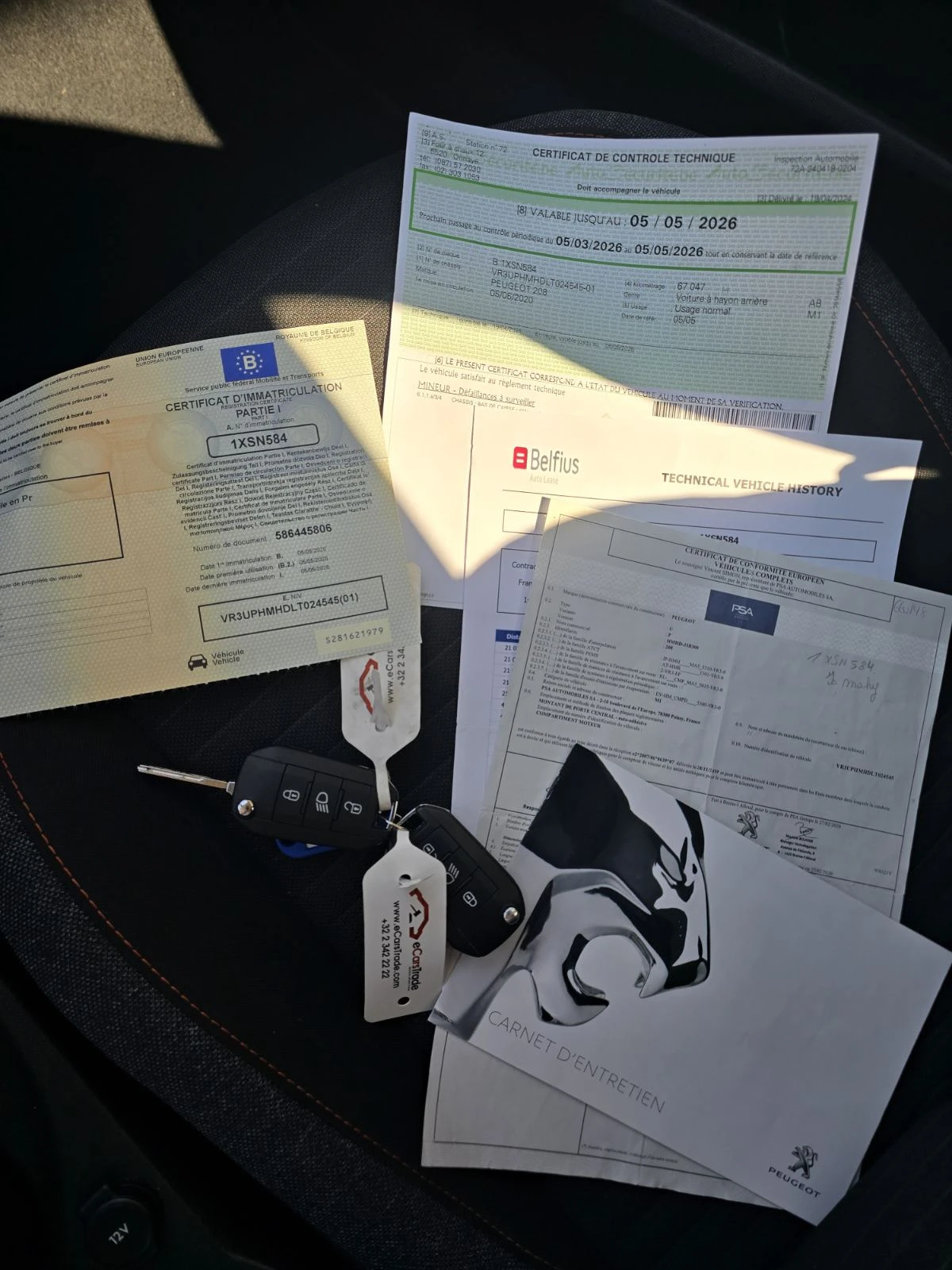 Peugeot 208 1.2 PureTech | |  | Mobile.bg   17