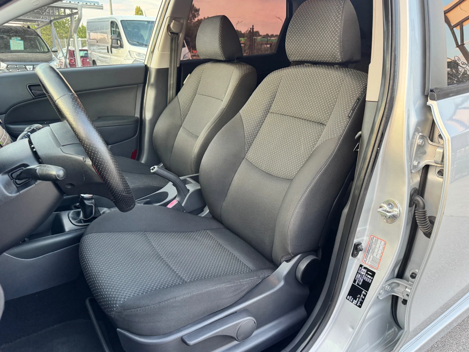 Hyundai I30 1.6CRDI ИТАЛИЯ - изображение 6