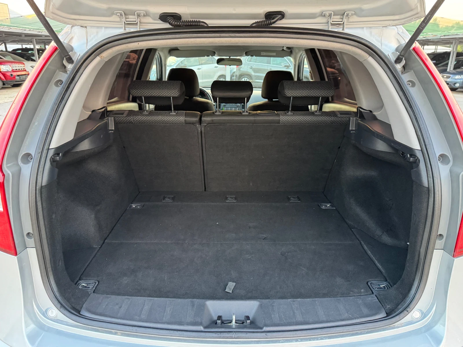 Hyundai I30 1.6CRDI ИТАЛИЯ - изображение 8