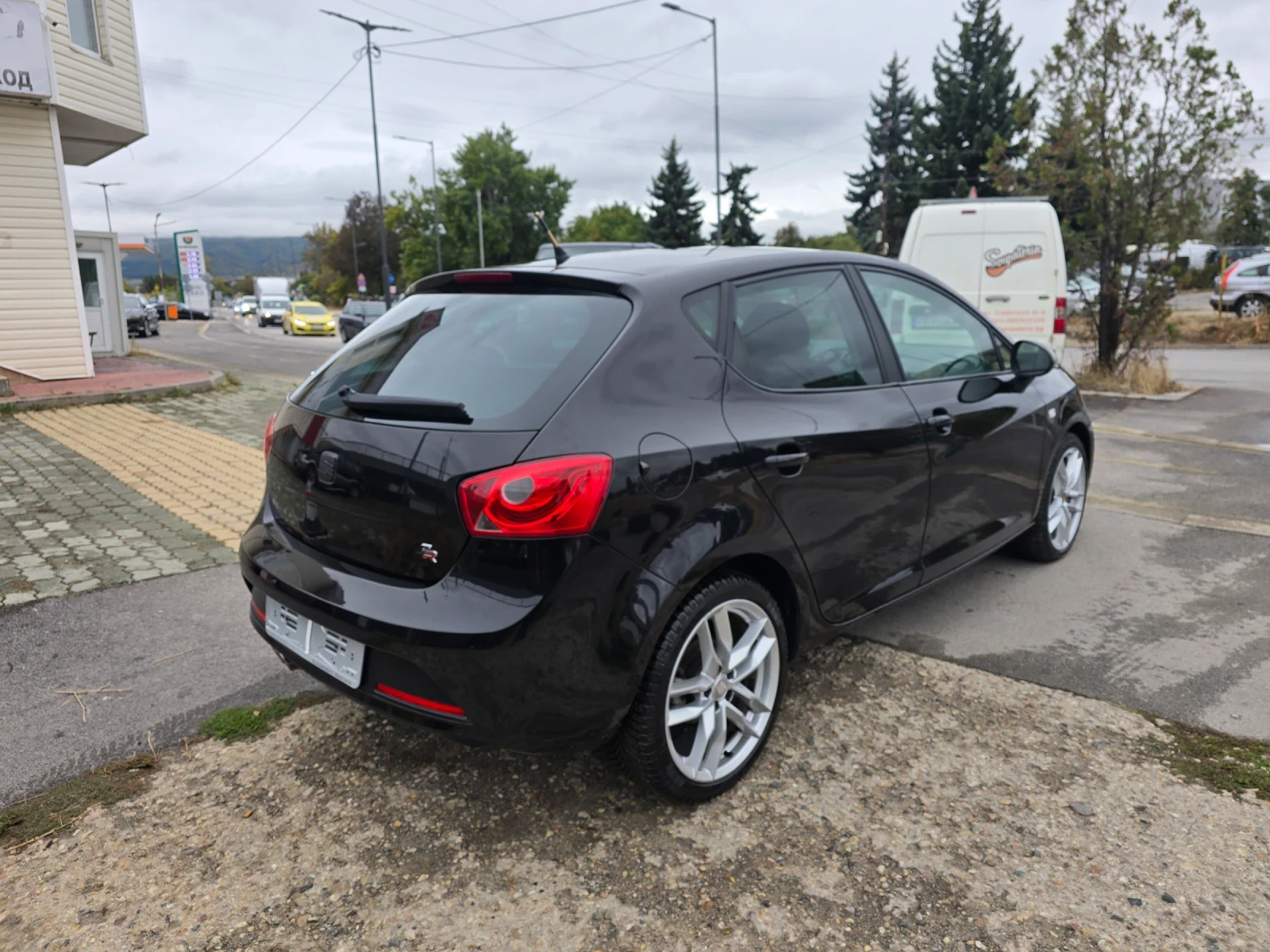 Seat Ibiza 1.4 т FR   изпълнение - изображение 7