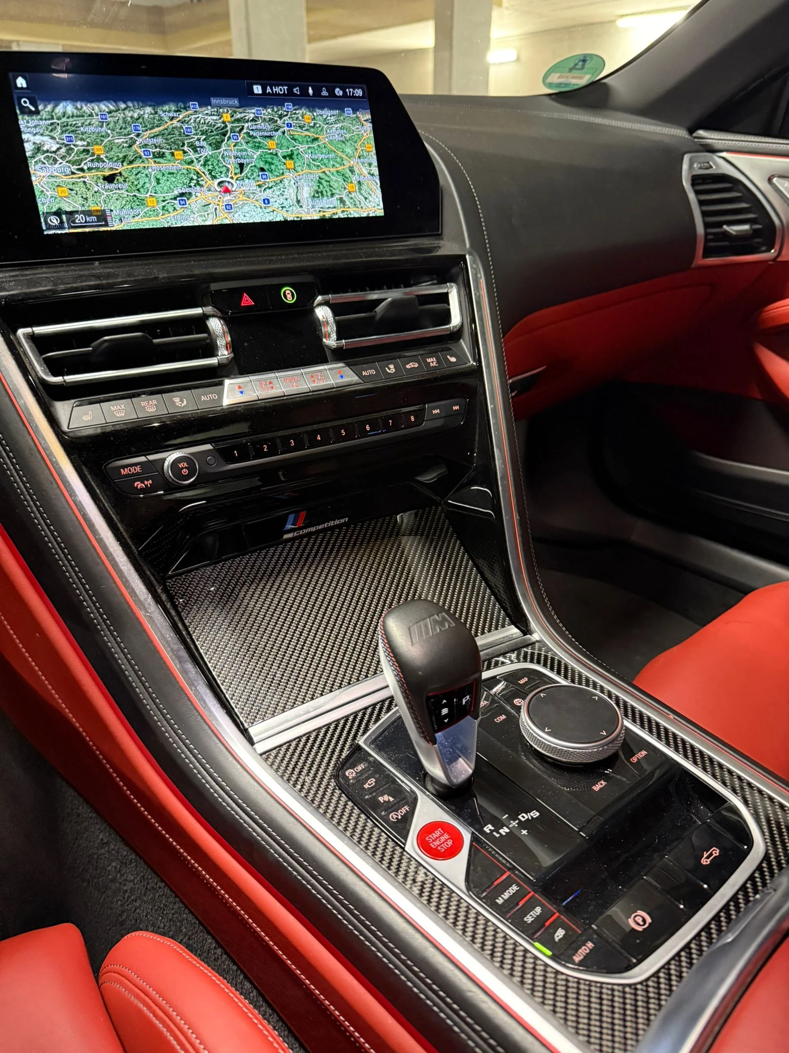 BMW M8 Competition* xDrive* M-Driver's* Bowers* Carbo | Mobile.bg   13