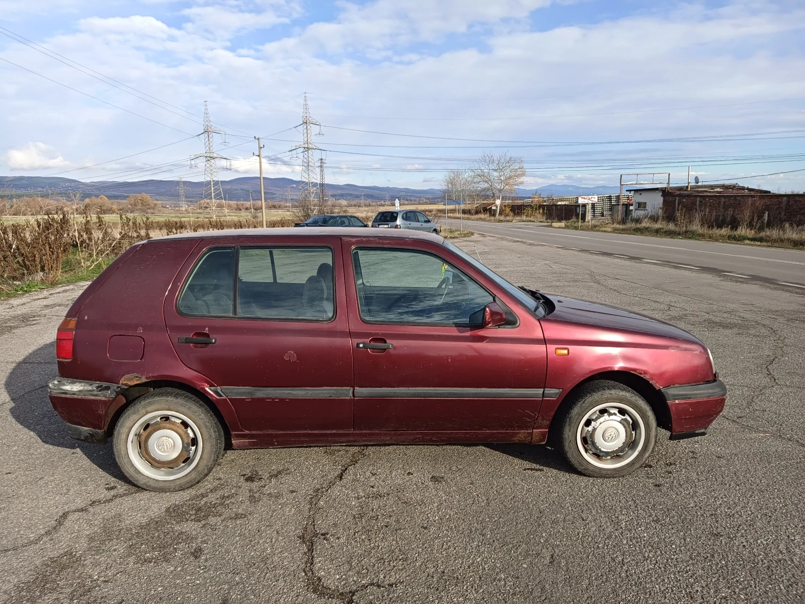 VW Golf III 1, 8 90кс - изображение 2