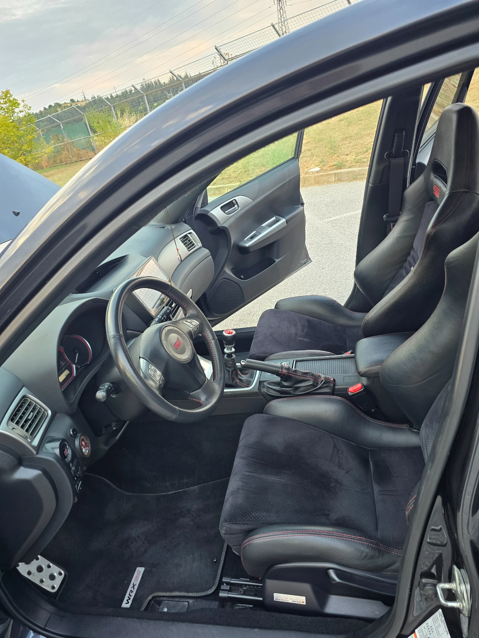 Subaru Impreza 2.5 WRX STI - изображение 10