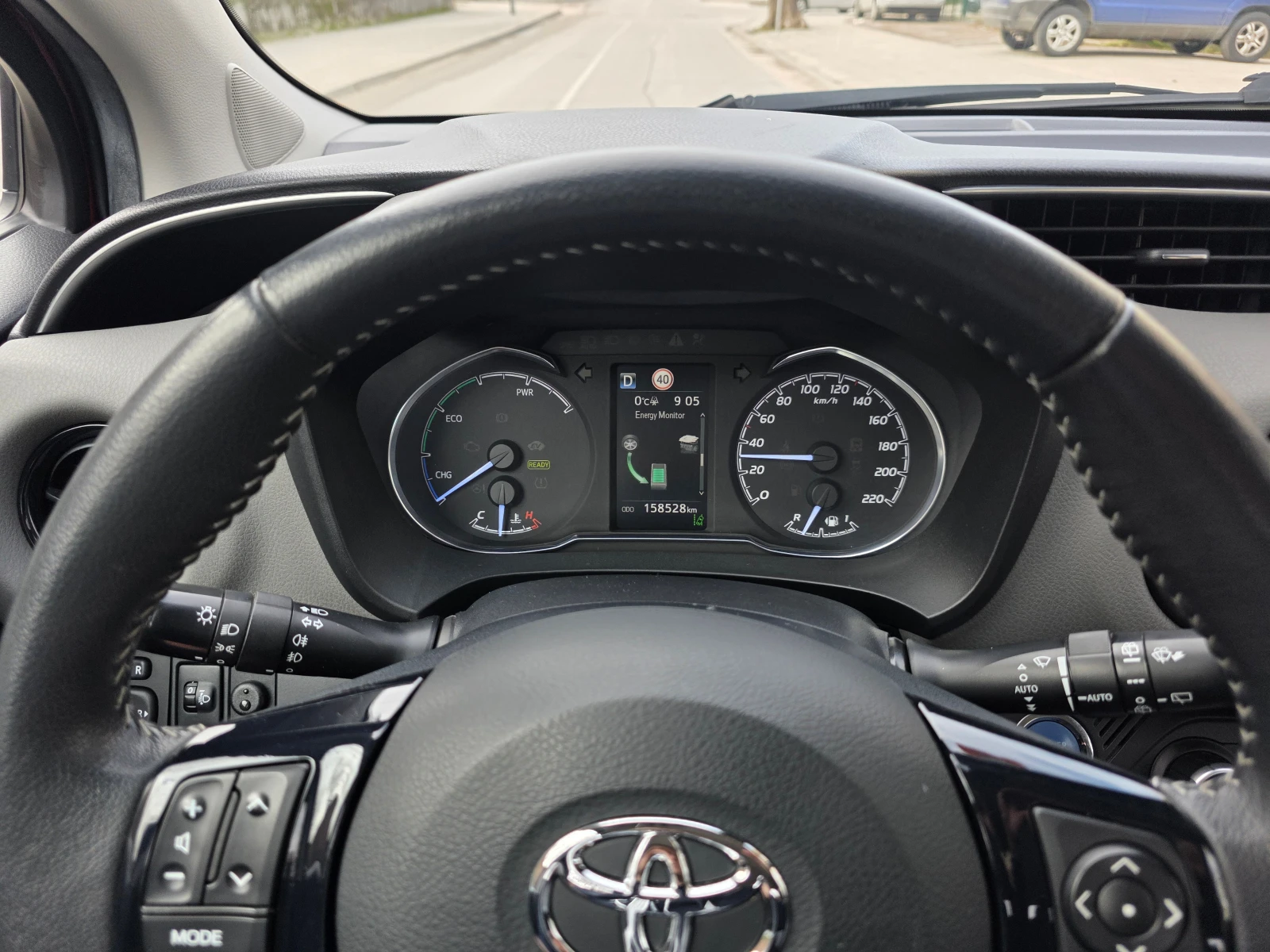 Toyota Yaris 1.5HYBRID EURO6B | Mobile.bg � ����������� 15