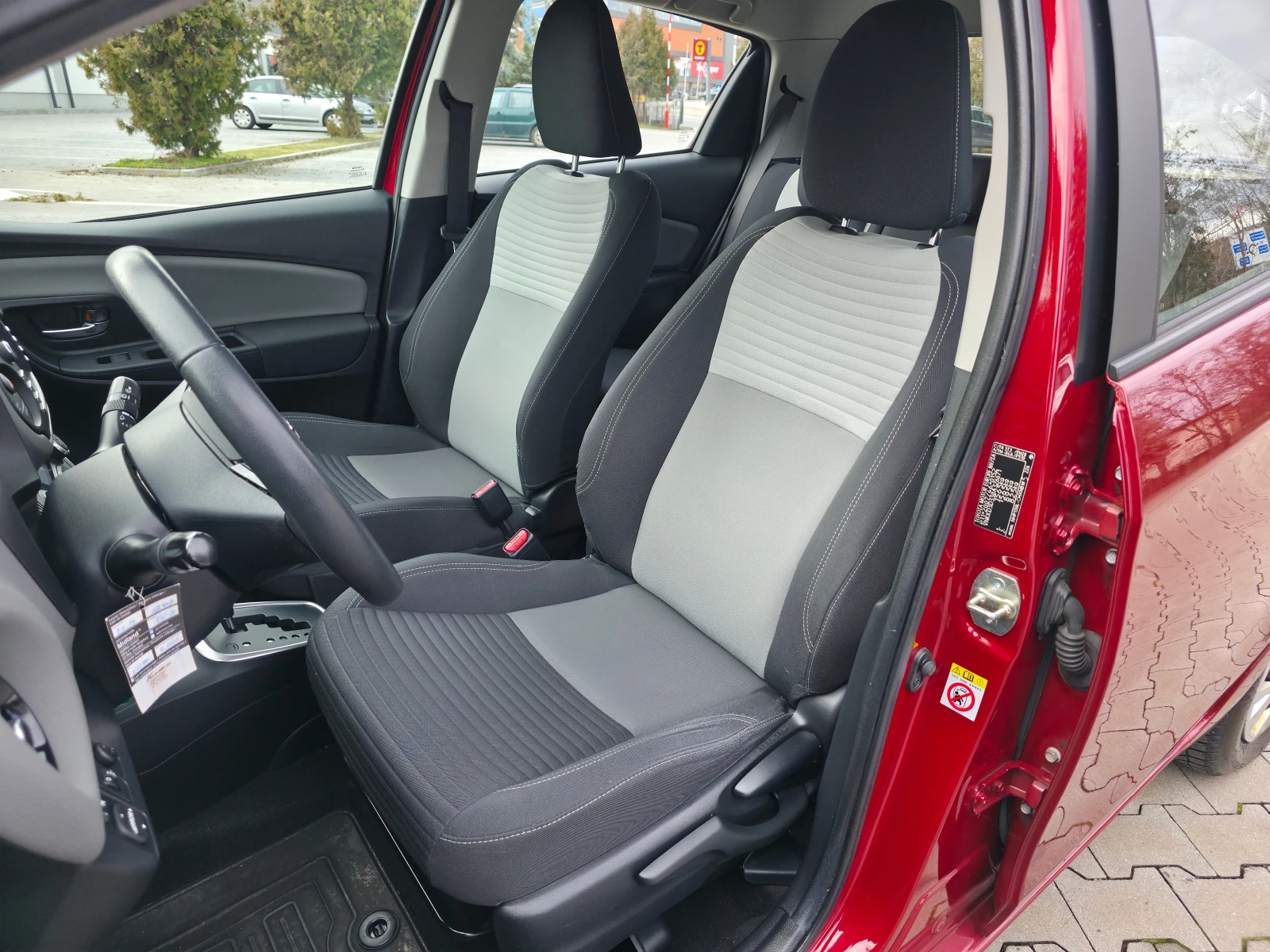 Toyota Yaris 1.5HYBRID EURO6B | Mobile.bg � ����������� 10