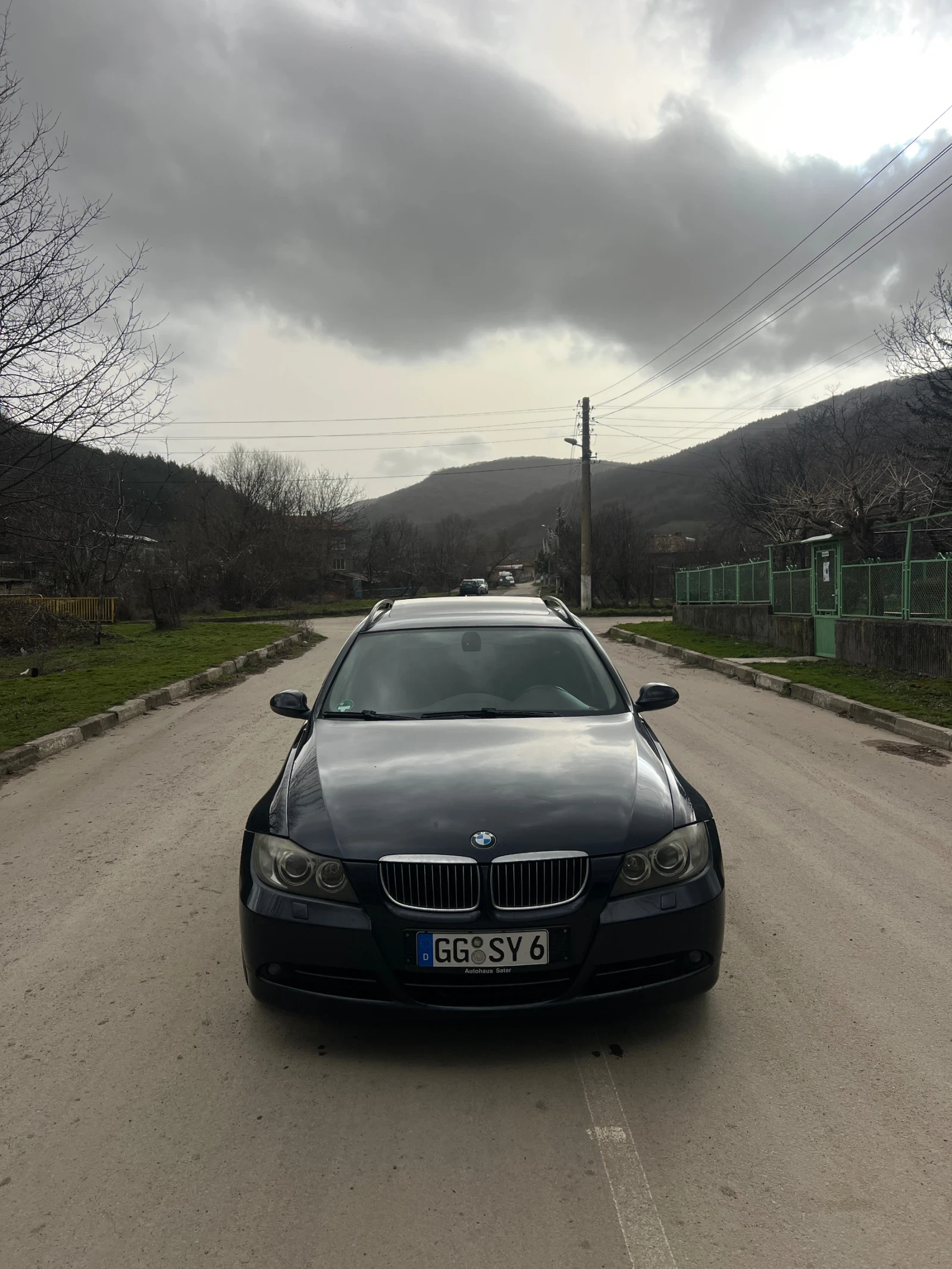 BMW 330  - изображение 2