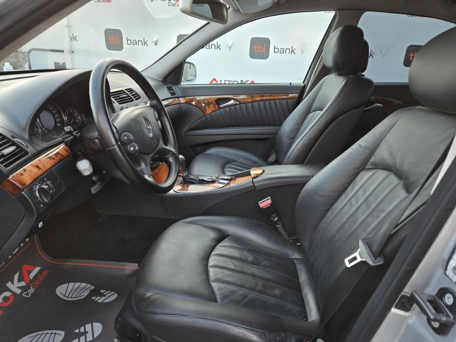 Mercedes-Benz E 220 ЕVO= 2.2CDI-170кс= АВТОМАТ= КСЕНОН= КОЖА= АВТОПИЛО, снимка 7 - Автомобили и джипове - 53830414