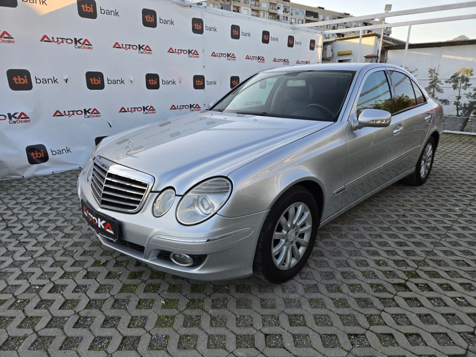 Mercedes-Benz E 220 ЕVO= 2.2CDI-170кс= АВТОМАТ= КСЕНОН= КОЖА= АВТОПИЛО, снимка 6 - Автомобили и джипове - 53830414