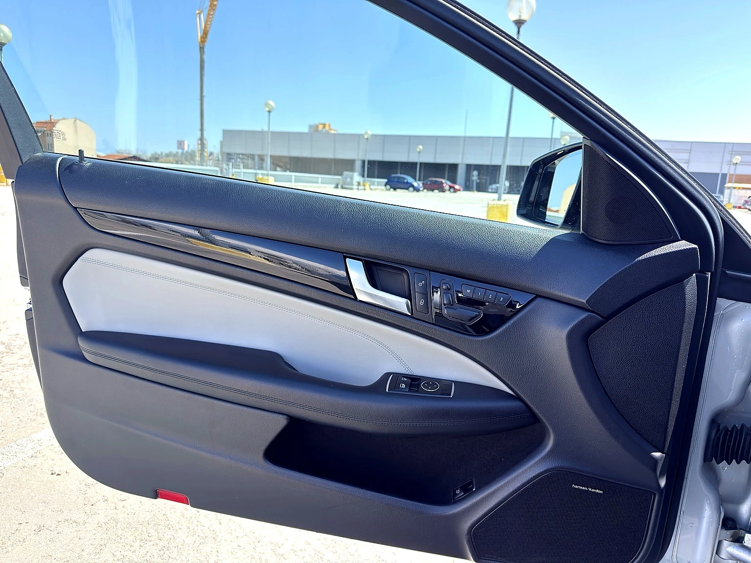 Mercedes-Benz C 250 AMG Line* PANO* H/K* 7G*  | Mobile.bg � ����������� 15