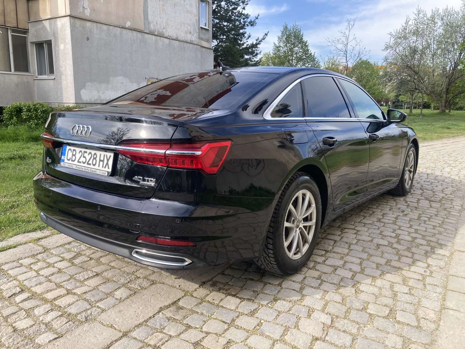 Audi A6 2.0TDI Quattro Седан, снимка 4 - Автомобили и джипове - 54299224