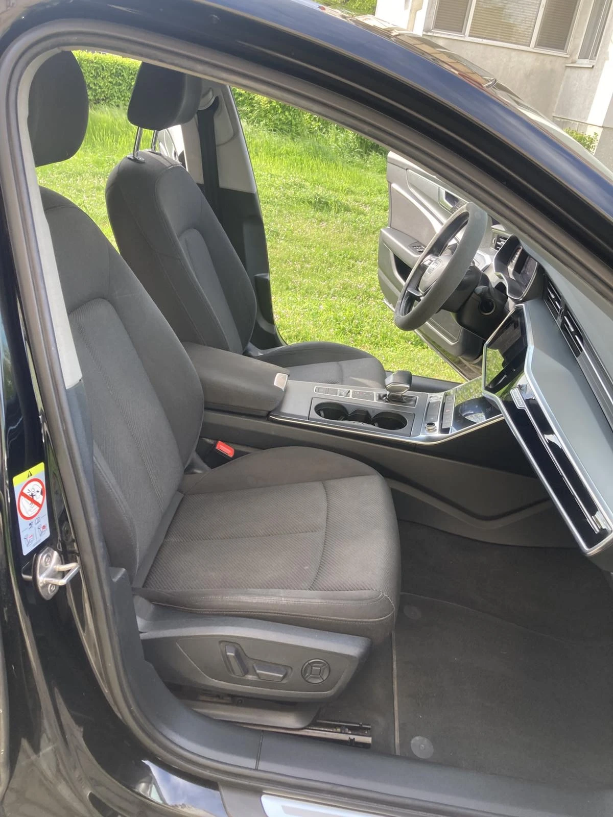 Audi A6 2.0TDI Quattro Седан, снимка 12 - Автомобили и джипове - 54299224