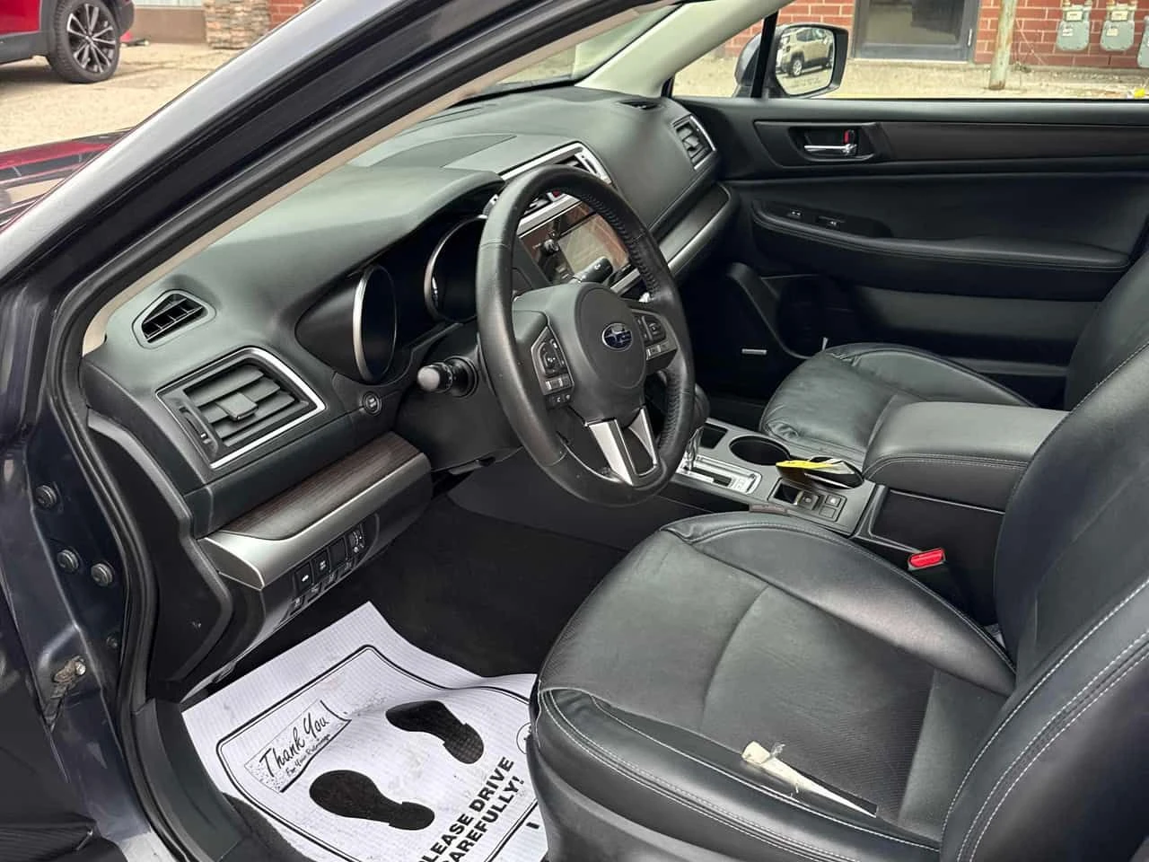 Subaru Legacy /КОЖА/ШИБЕДАХ/ПОДГРЕВ/Limited/CARFAX/ФИНАНСИРАНЕ, снимка 6 - Автомобили и джипове - 54633613