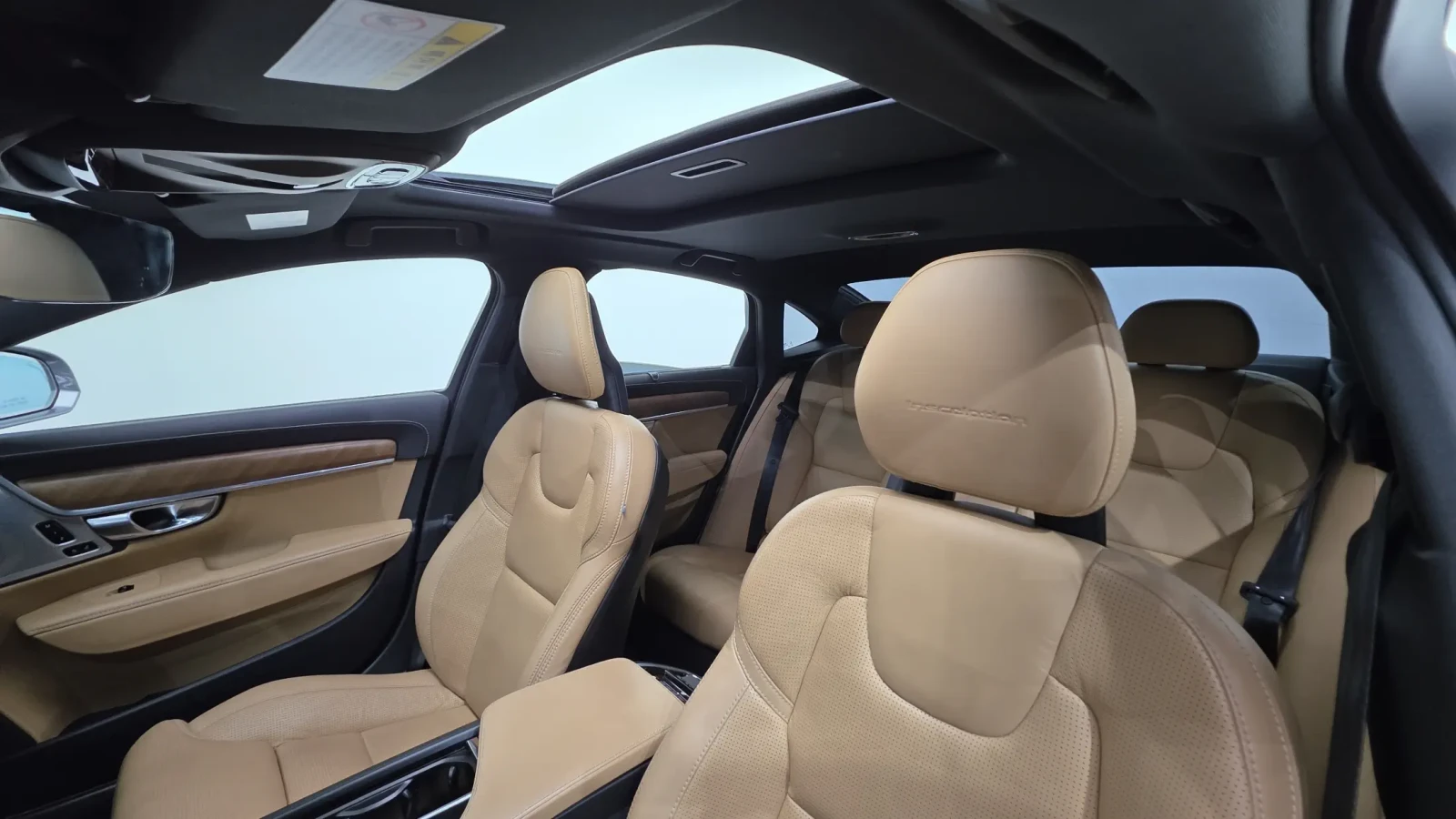 Volvo S90 D4 !ПЪЛНО ОБОРУДBАНЕ!, снимка 10 - Автомобили и джипове - 54941448
