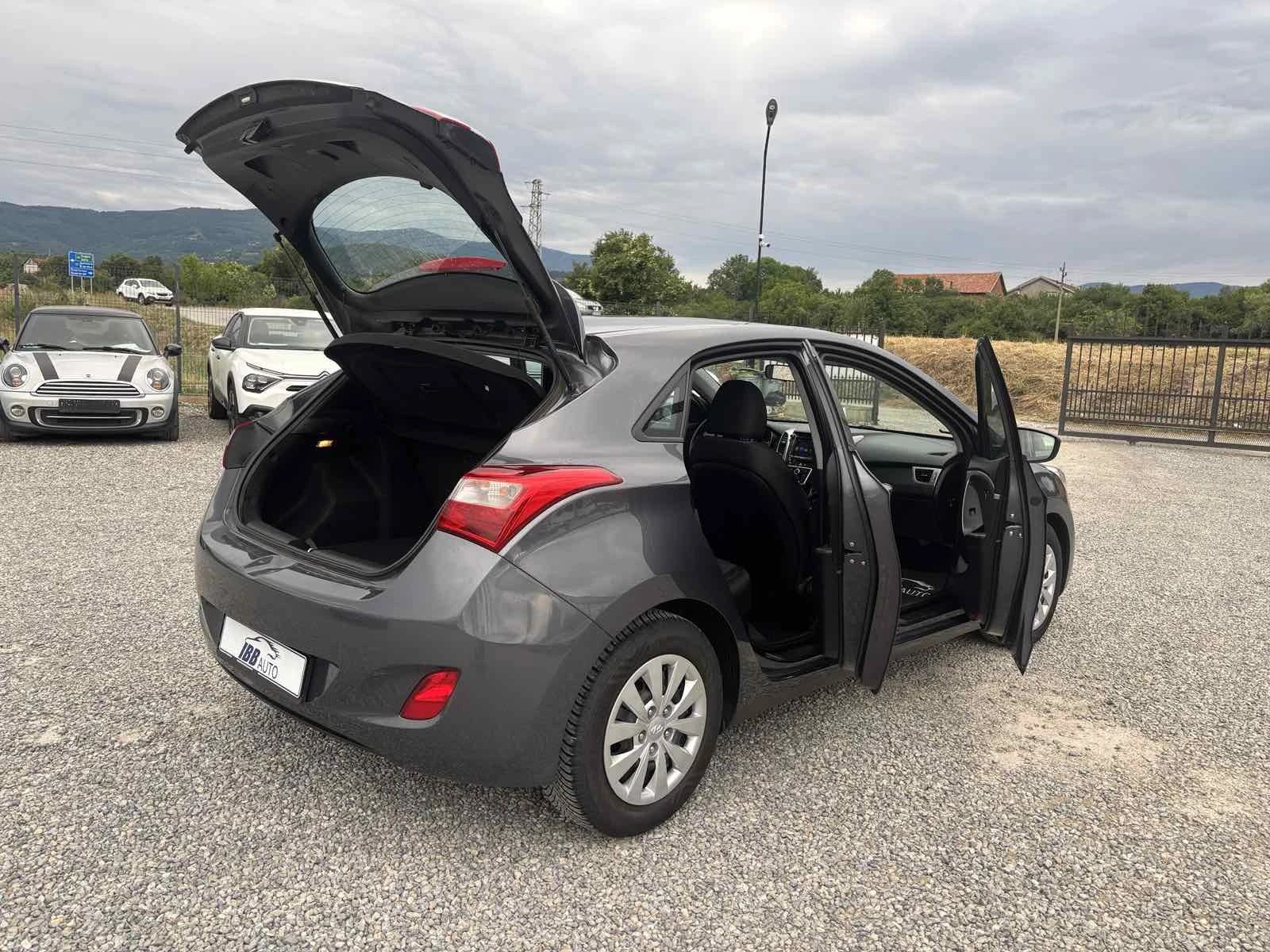 Hyundai I30 1.6 , Euro 6, Нов Внос, снимка 8 - Автомобили и джипове - 55259946