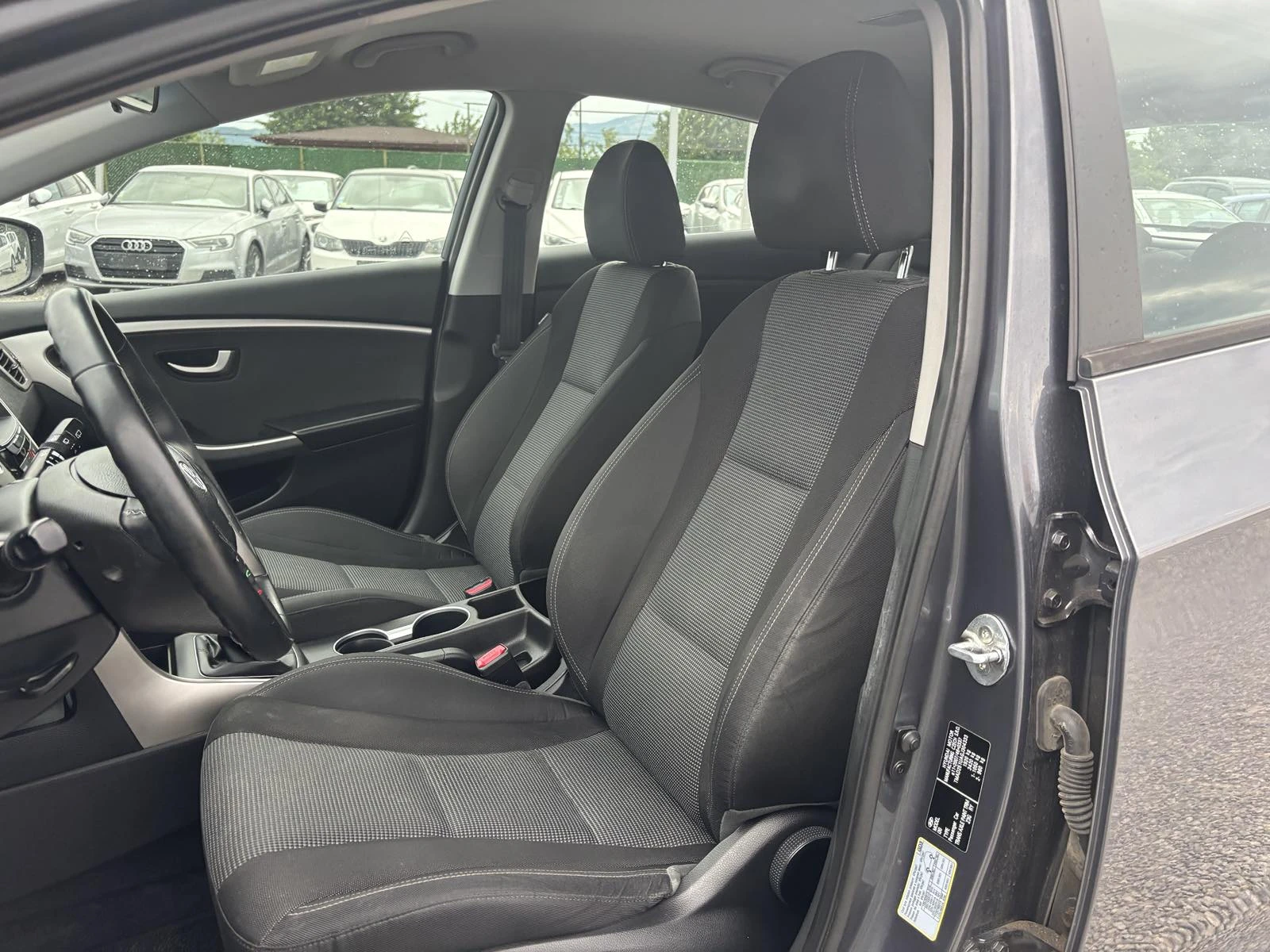 Hyundai I30 1.6 , Euro 6, Нов Внос, снимка 10 - Автомобили и джипове - 55259946