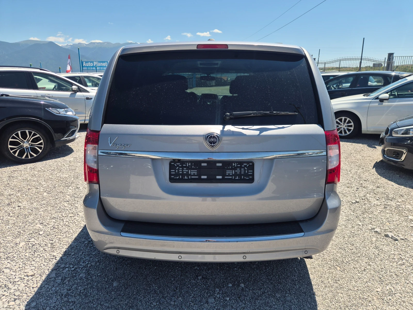 Lancia Voyager 2.8 CRD, снимка 5 - Автомобили и джипове - 55484215