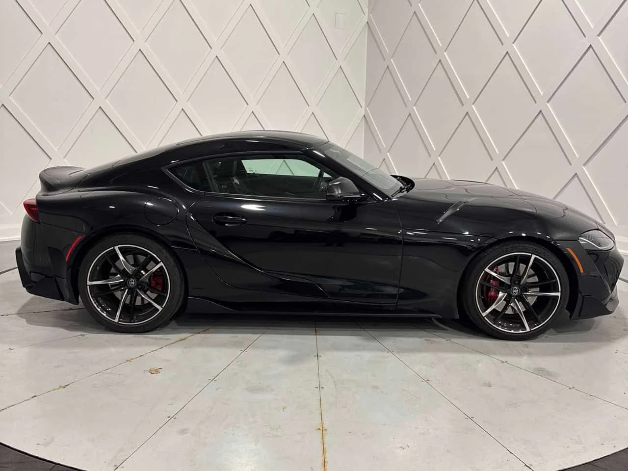 Toyota Supra * 3.0 * АВТОКРЕДИТ БЕЗ ПЪРВОНАЧАЛНА ВНОСКА* , снимка 3 - Автомобили и джипове - 55500944