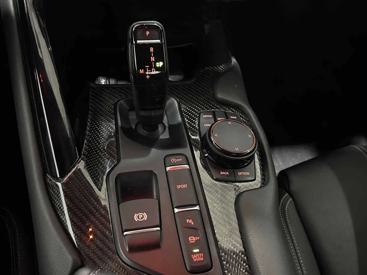 Toyota Supra * 3.0 * АВТОКРЕДИТ БЕЗ ПЪРВОНАЧАЛНА ВНОСКА* , снимка 10 - Автомобили и джипове - 55500944