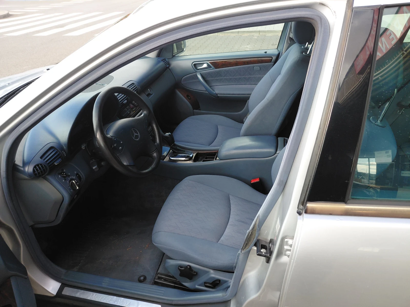 Mercedes-Benz C 220 S203, снимка 11 - Автомобили и джипове - 56242967