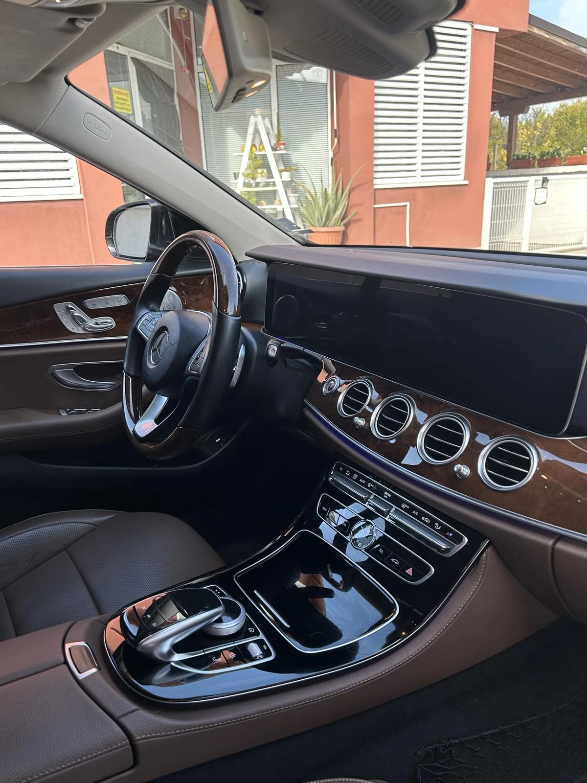 Mercedes-Benz E 350 LUXURY/EXCLUSIVE LINE/ FULL EXTRAS, снимка 14 - Автомобили и джипове - 56660131