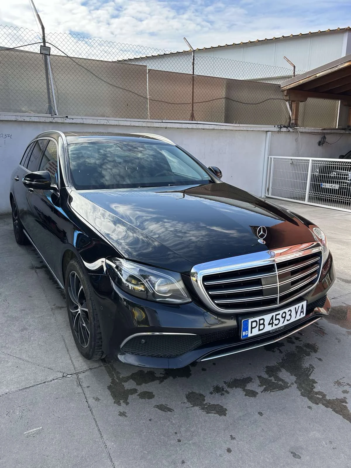 Mercedes-Benz E 350 LUXURY/EXCLUSIVE LINE/ FULL EXTRAS, снимка 2 - Автомобили и джипове - 56660131