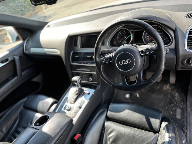 Audi Q7 3.0tdi, снимка 8 - Автомобили и джипове - 46488272