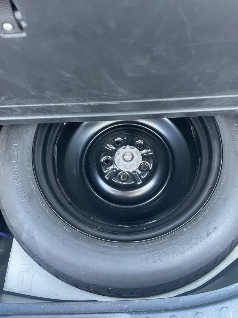 Toyota Rav4, снимка 11 - Автомобили и джипове - 52838069