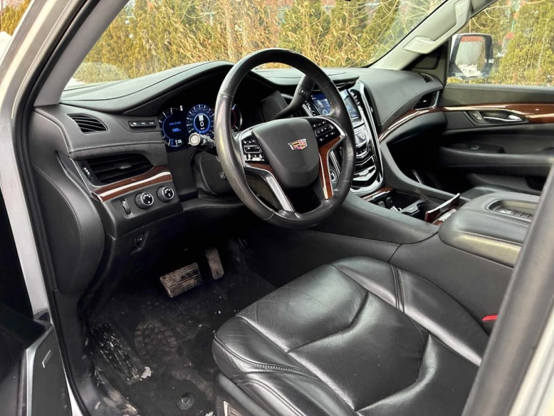 Cadillac Escalade * Premium Luxury * CARFAX * БЕЗ ПЪРВОНАЧАЛНА ВНОСК, снимка 5 - Автомобили и джипове - 53033584
