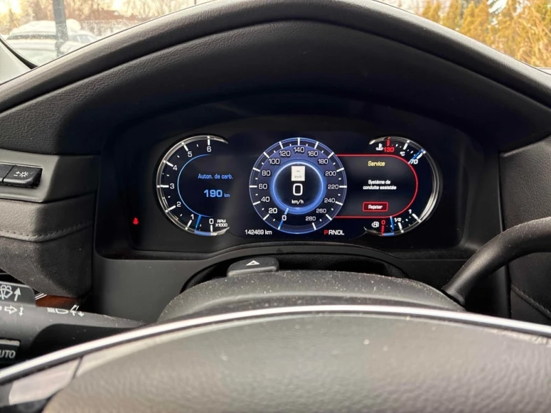 Cadillac Escalade * Premium Luxury * CARFAX * БЕЗ ПЪРВОНАЧАЛНА ВНОСК, снимка 8 - Автомобили и джипове - 53033584