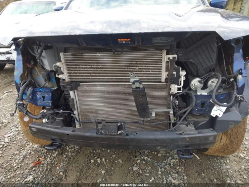 Nissan Frontier 3.8L V-6 DI, DOHC, VVT, 310HP 4X4 Drive, снимка 12 - Автомобили и джипове - 53168649