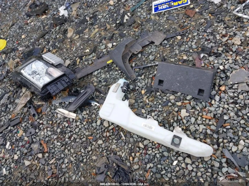 Nissan Frontier 3.8L V-6 DI, DOHC, VVT, 310HP 4X4 Drive, снимка 4 - Автомобили и джипове - 53168649