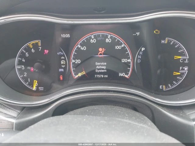 Jeep Grand cherokee OVERLAND* 5.7L, V8, 360HP* Кейлес* Подгрев - изображение 9