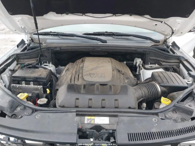 Jeep Grand cherokee OVERLAND* 5.7L, V8, 360HP* Кейлес* Подгрев, снимка 12 - Автомобили и джипове - 53392166