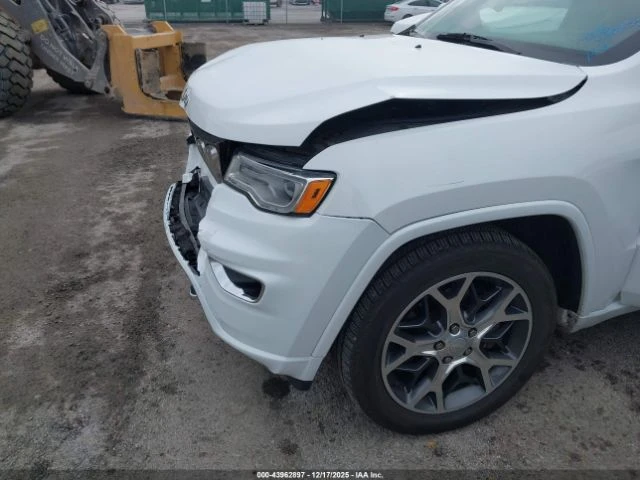 Jeep Grand cherokee OVERLAND* 5.7L, V8, 360HP* Кейлес* Подгрев - изображение 7