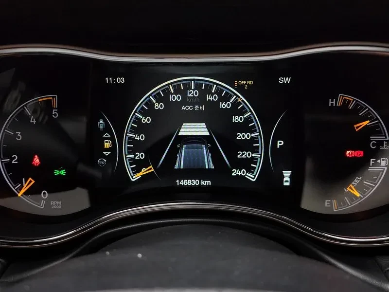 Jeep Cherokee 3.0 Diesel Overland Wk2, снимка 8 - Автомобили и джипове - 55189976