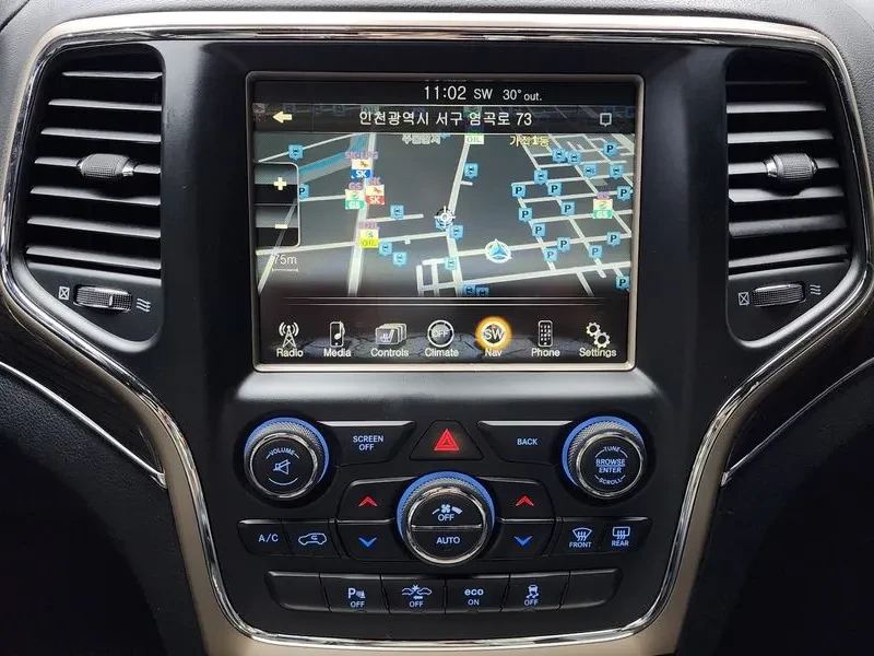 Jeep Cherokee 3.0 Diesel Overland Wk2, снимка 14 - Автомобили и джипове - 55189976